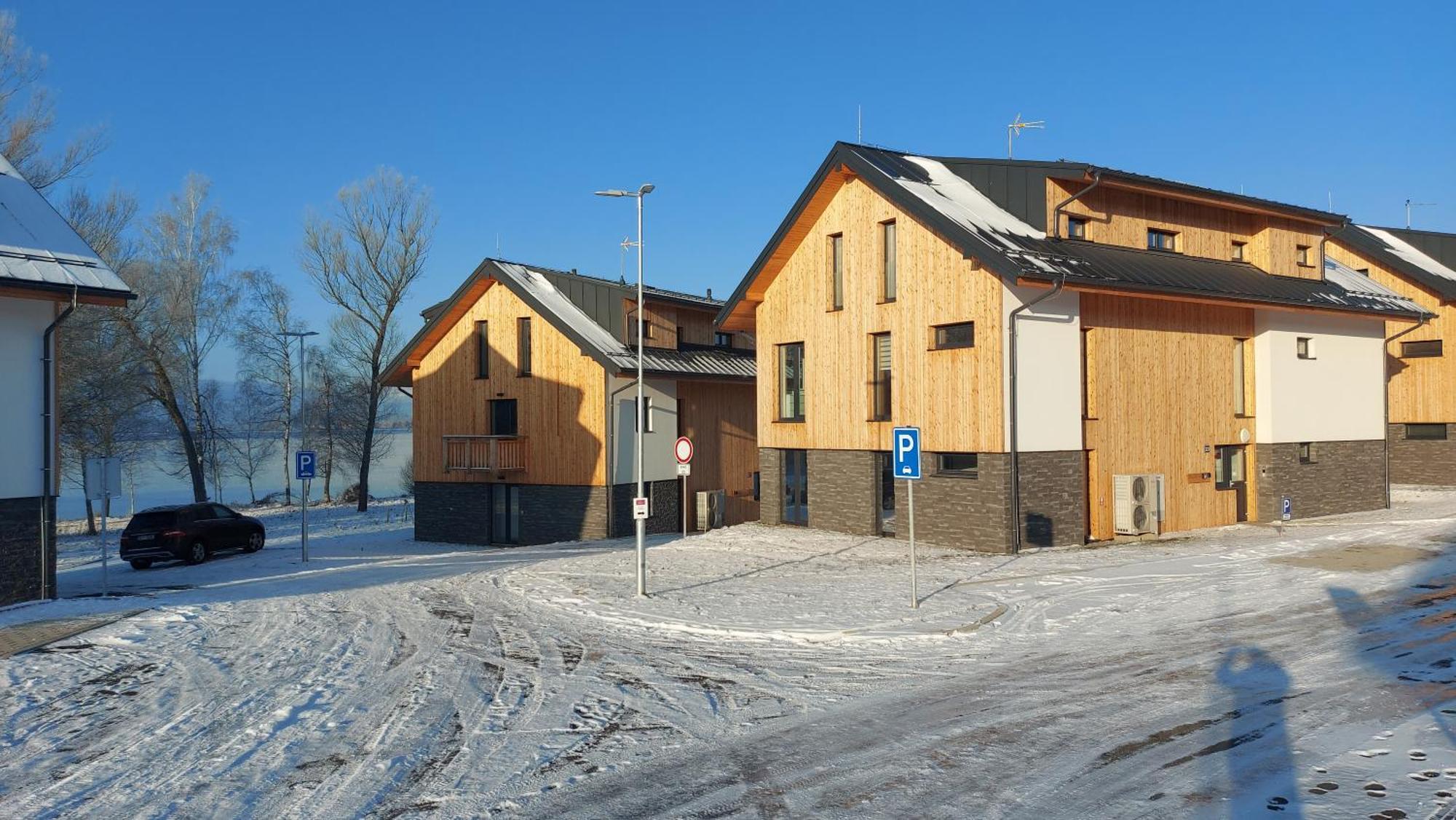 Lipno Apartments Bergmax, Ski Areal Lipno 16Min Dojezd - Resort Male Lipno S Terasou A Zahradkou, Parking Free Cerna v Posumavi Exterior foto